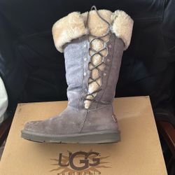 UGG Boots Shadow Grey