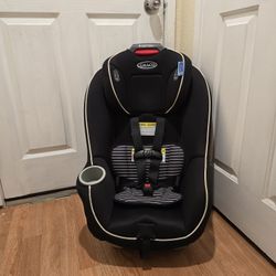 Graco Admiral 65 3-in-1 Convertible Car Seat