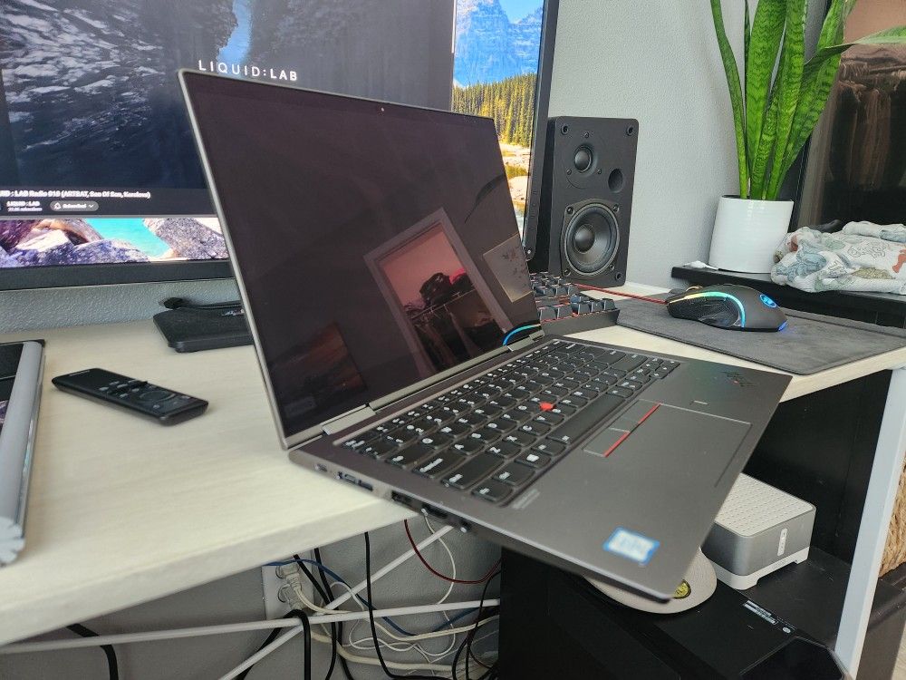 Lenovo Yoga 4th Gen Laptop/tablet