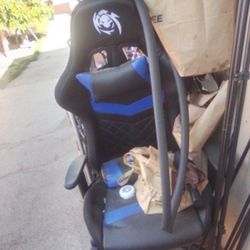 Computer Chair With Speakers And Lights