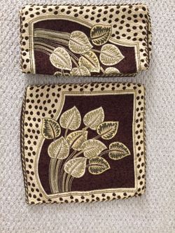 4 cushion covers