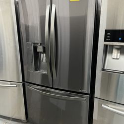 Lg 36”wide French Door Stainless Steel Counter Depth Refrigerator In Excellent Condition 