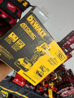 DEWALT impact atomic
