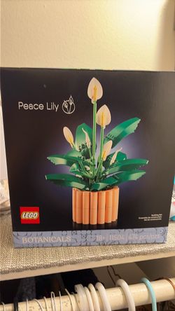 Lego peace lily