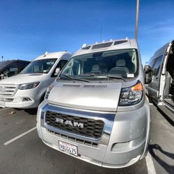 2021 Roadtrek Zion SRT