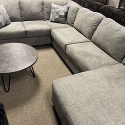 Stunning Stylish Cozy Sectional!