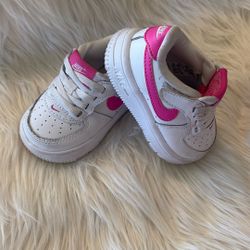 Baby/Nike 
