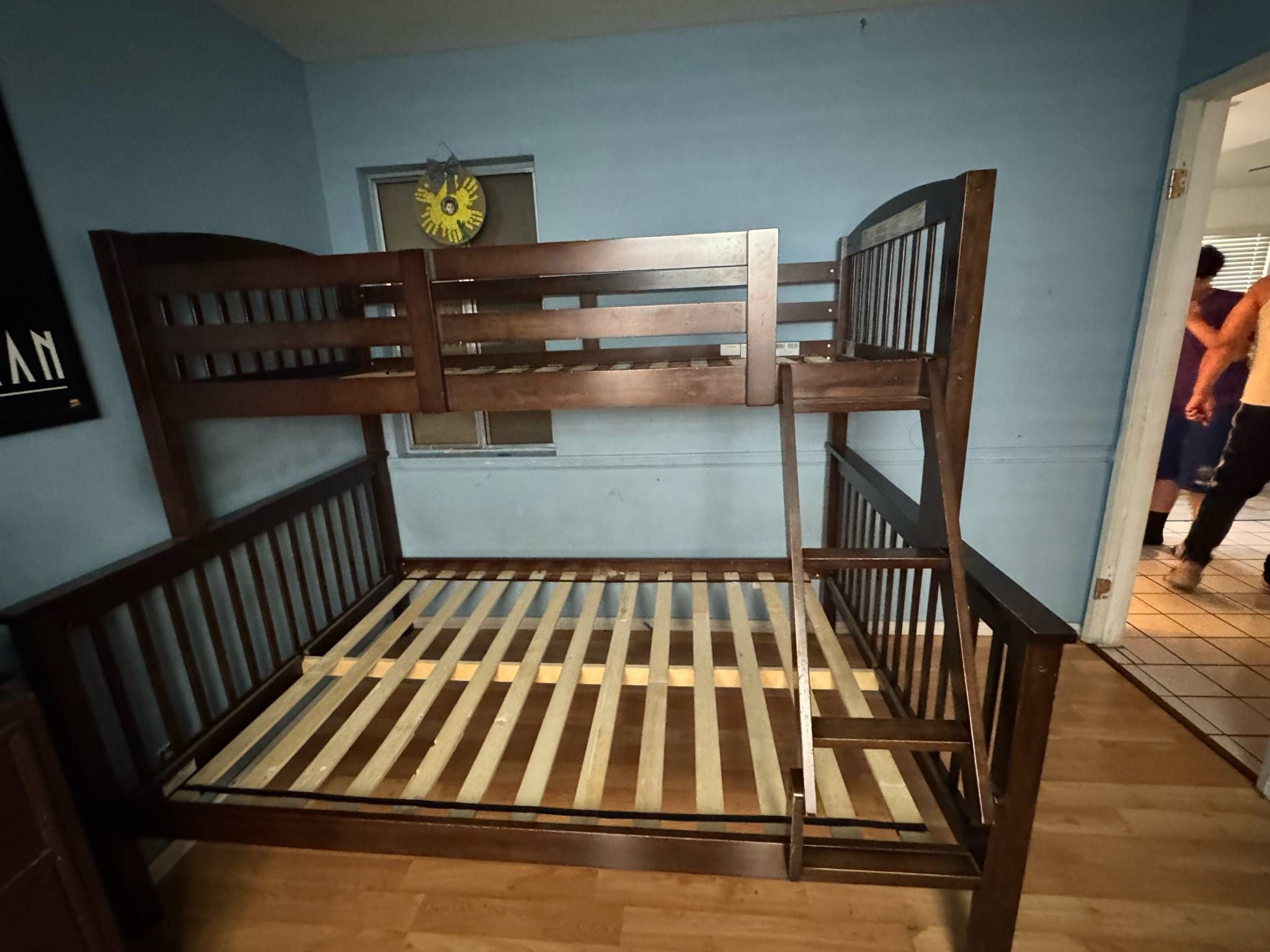 bunk bed