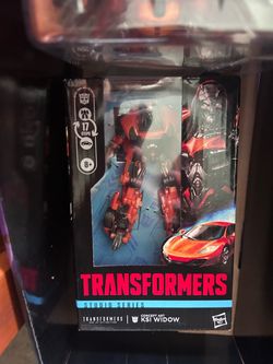 Tranformers studio series Widowmakee