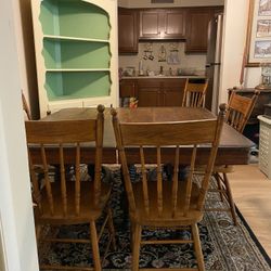 Corner Hutch 