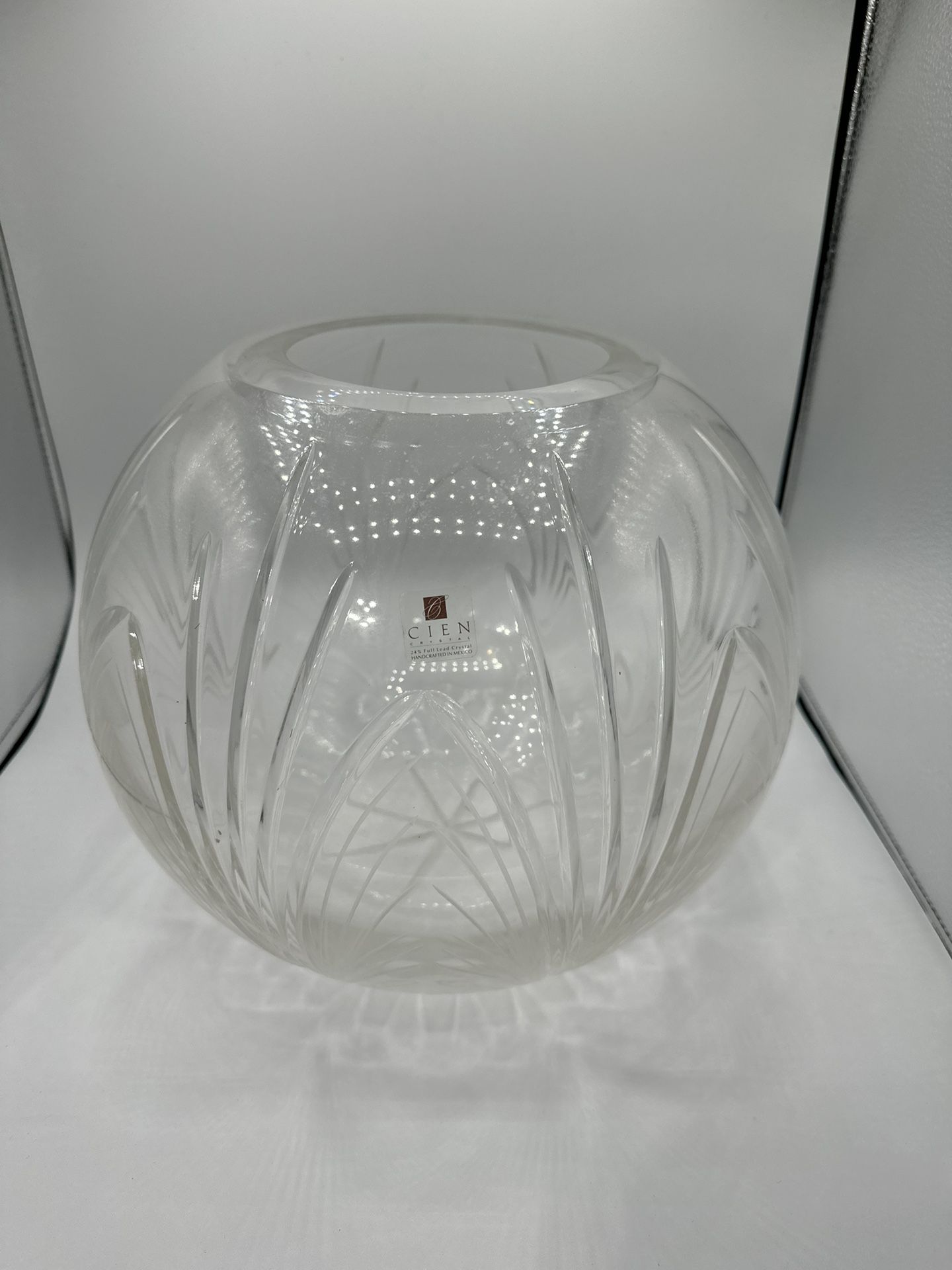 Cien Crystal Vase