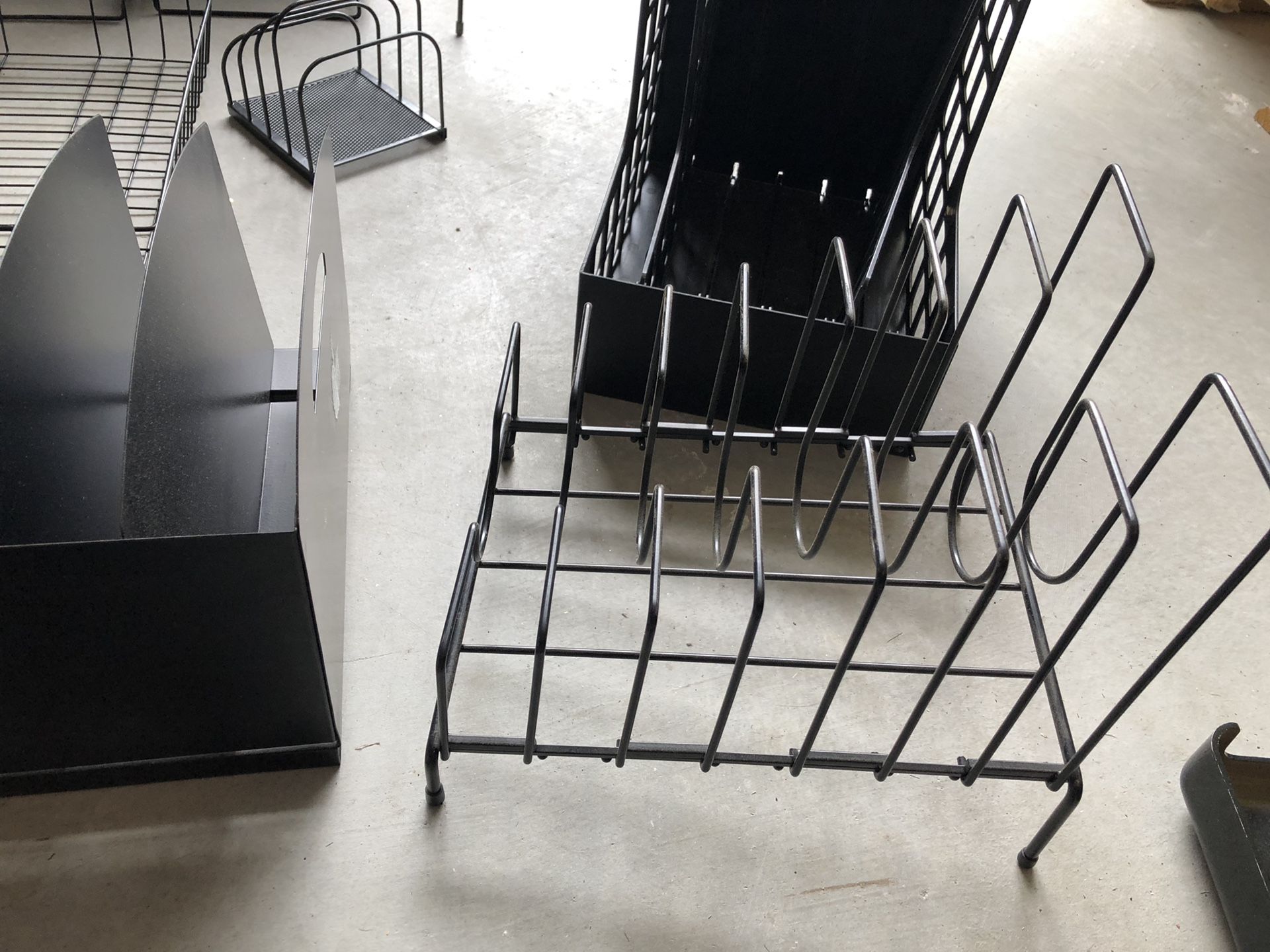 Binders and files organizers,