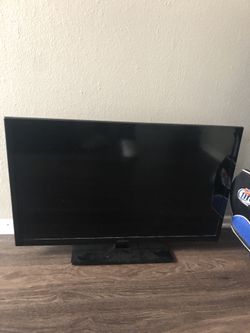 Insignia 32 Inch TV
