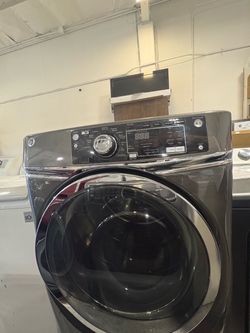GE Front Load Dryer with Steam Technology