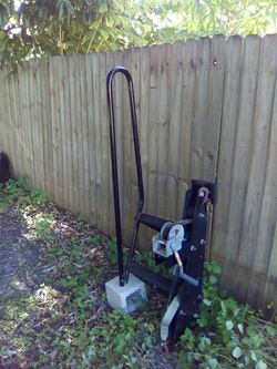 Ladder wench. Tracker