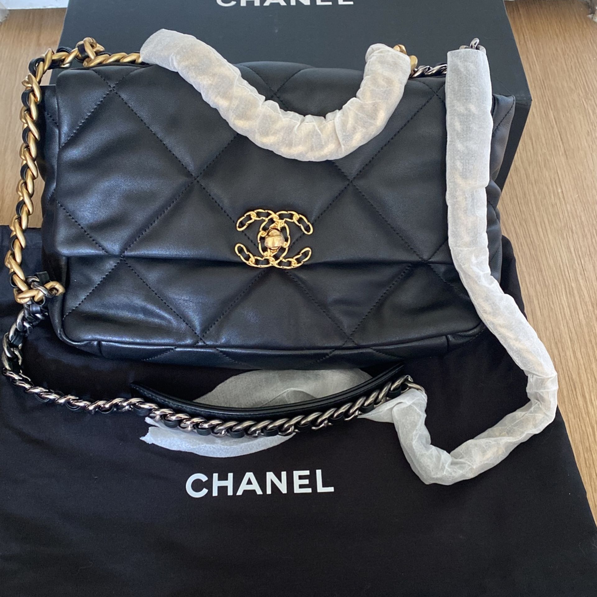 Chanel 19 Black Lambskin Jumbo Flap Bag