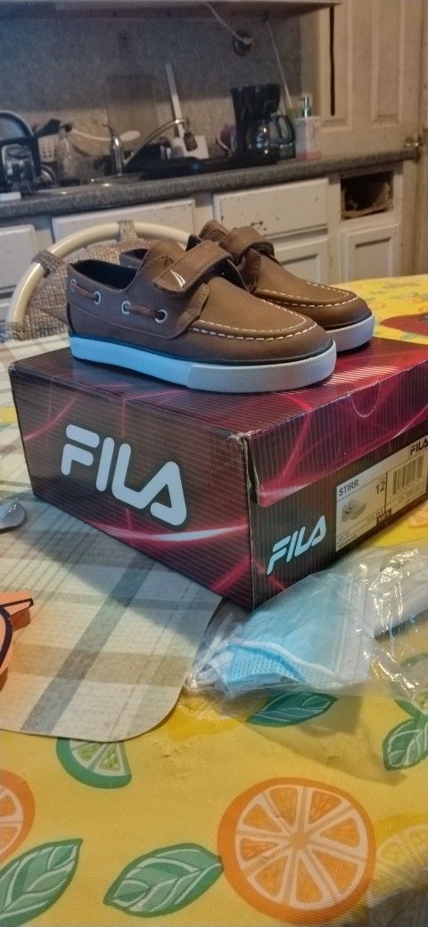 Brand New 13c Nautica With The Straps 