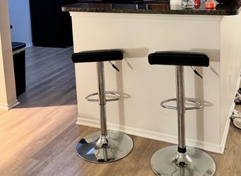 adjustable swivel bar stools.