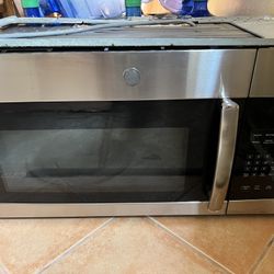 GE Microwave Oven  (Over The Range)