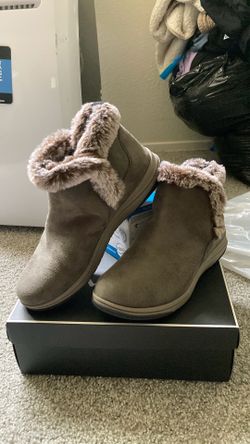 Women’s Boots Size 8