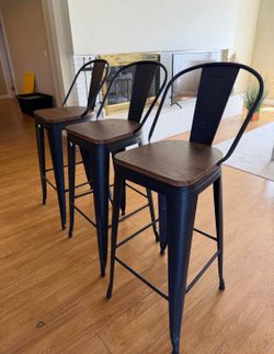 Swivel bar stools (3 set)