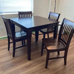 4 Person Dining Set