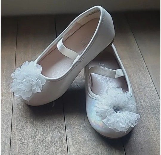 Little Girl Shoes Size 10C