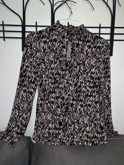 Turtle neck blouse