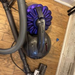 Vacuum Cleaner 