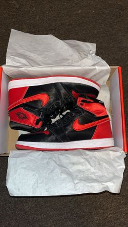 Jordan 1 Satin Bred 