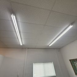 Commercial 8 Foot Lighting Fixtures