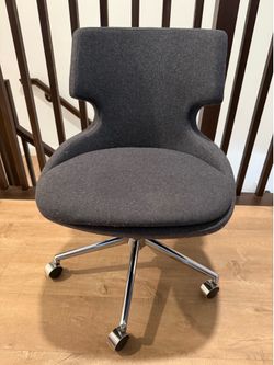 Swivel Office Chair