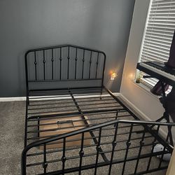 Full sized Metal Bed Frame 