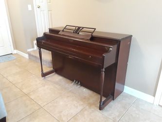 Betsy on sale ross spinet