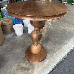 Wood End Table. Mid-century 