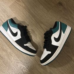 Jordan 1 Low