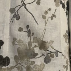 Set Of 4/8 DKNY Linen Drapes/ Curtains For Any Room