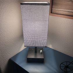 Small Lamp/ USB Ports/ 110 Outlets 