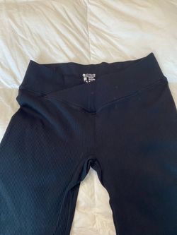 OQQ Black Ribbed Flare Leggings Size Large