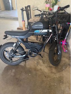E-Bike & E-Scooter