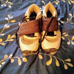 Boys Under Armour Shoes