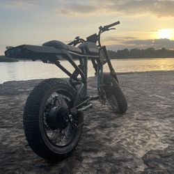 Super73 Super73 - R Electric Motorbike w/ 75+ mile max operating range & 28+ mph max speed - Olive
