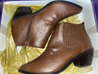 Brown Boots Size 6