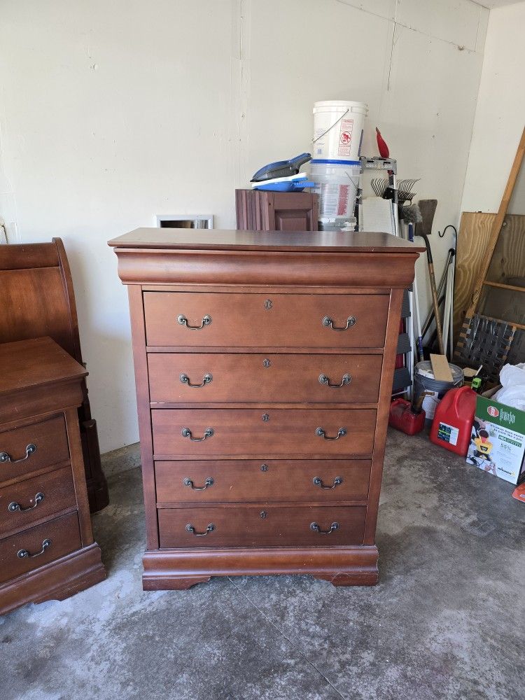 King Bedroom Set