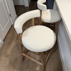 2 Counter Stools