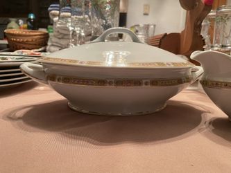 Dish And Gravy Bowl Set