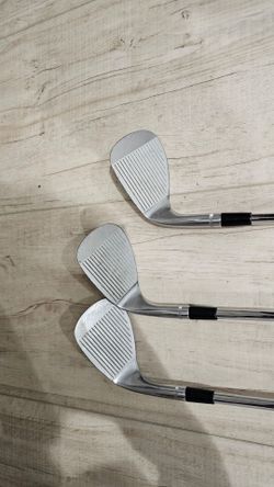Kirkland wedges