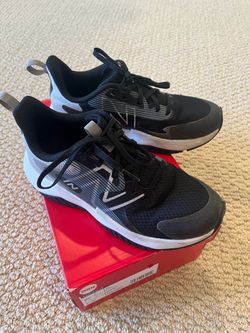 New Balance Kids' Rave Run V2 Lace-Up Running Shoes - Size 3.5 Wide