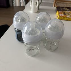 4 Glass Philips Avent Bottle