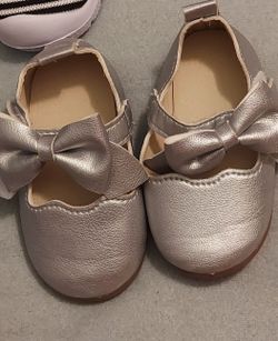 Baby Shoes Girls Size 4, Baby 6-9 Months